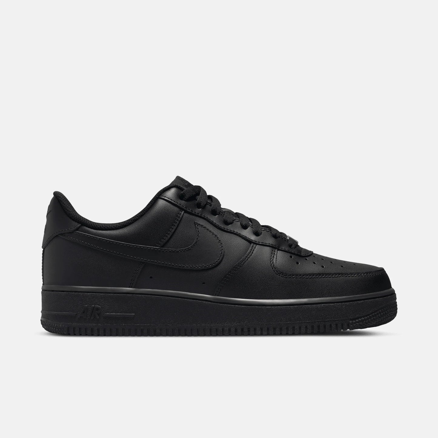Nike Air Force 1 Triple Black