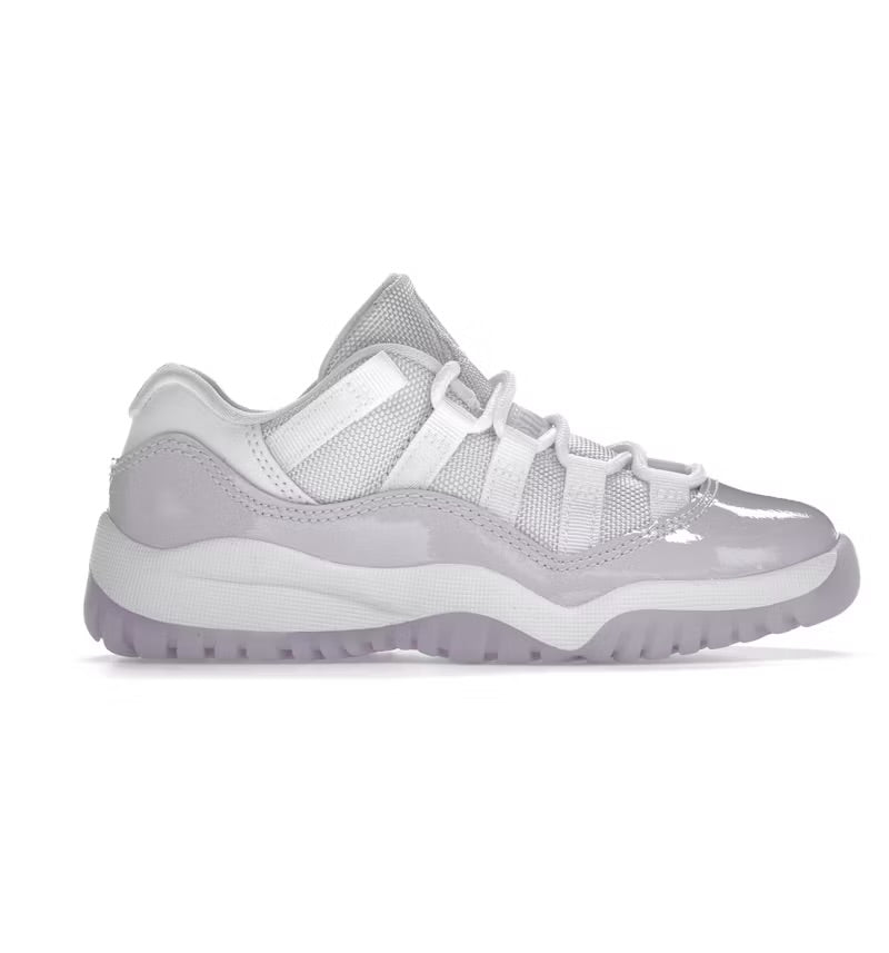 Jordan 11 Low Pure Violet