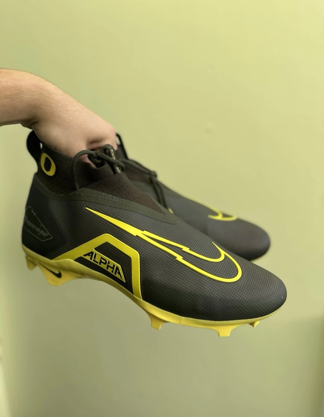 Nike Alpha Menace Elite 3 Oregon PE