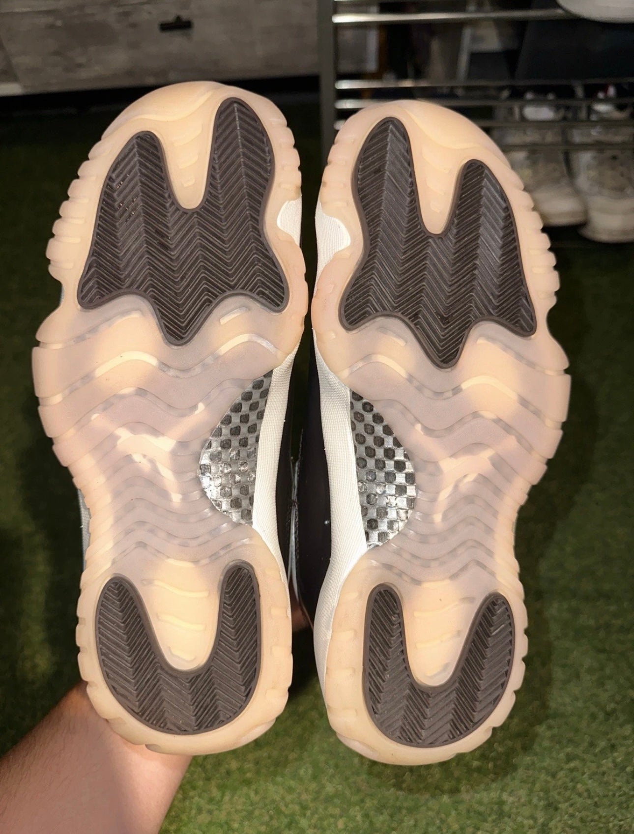 Jordan 11 Retro Neapolitan