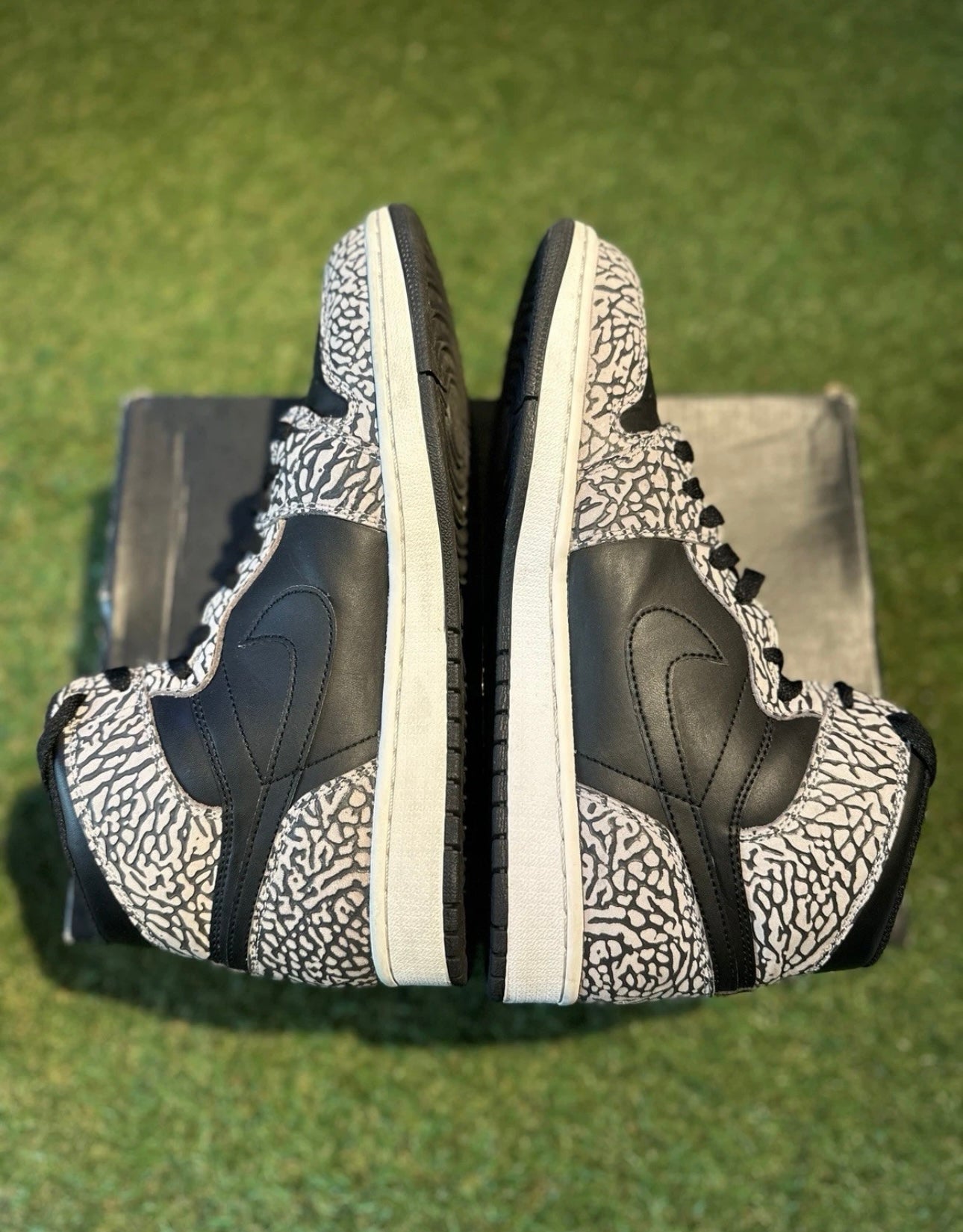 Jordan 1 High Un-Supreme Black Elephant