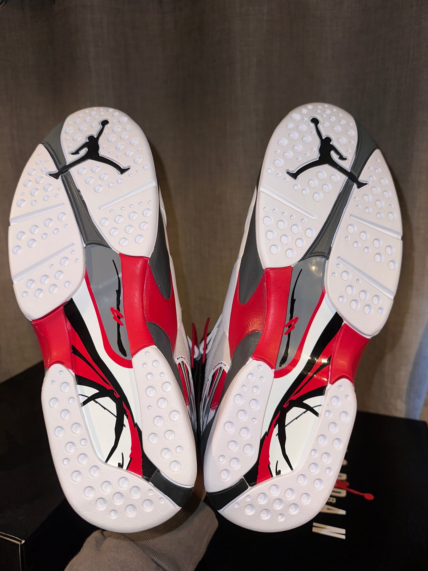 Jordan 8 Bugs Bunny 2025