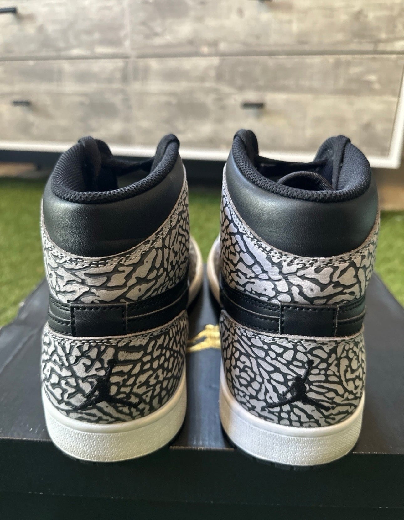 Jordan 1 High Un-Supreme Black Elephant