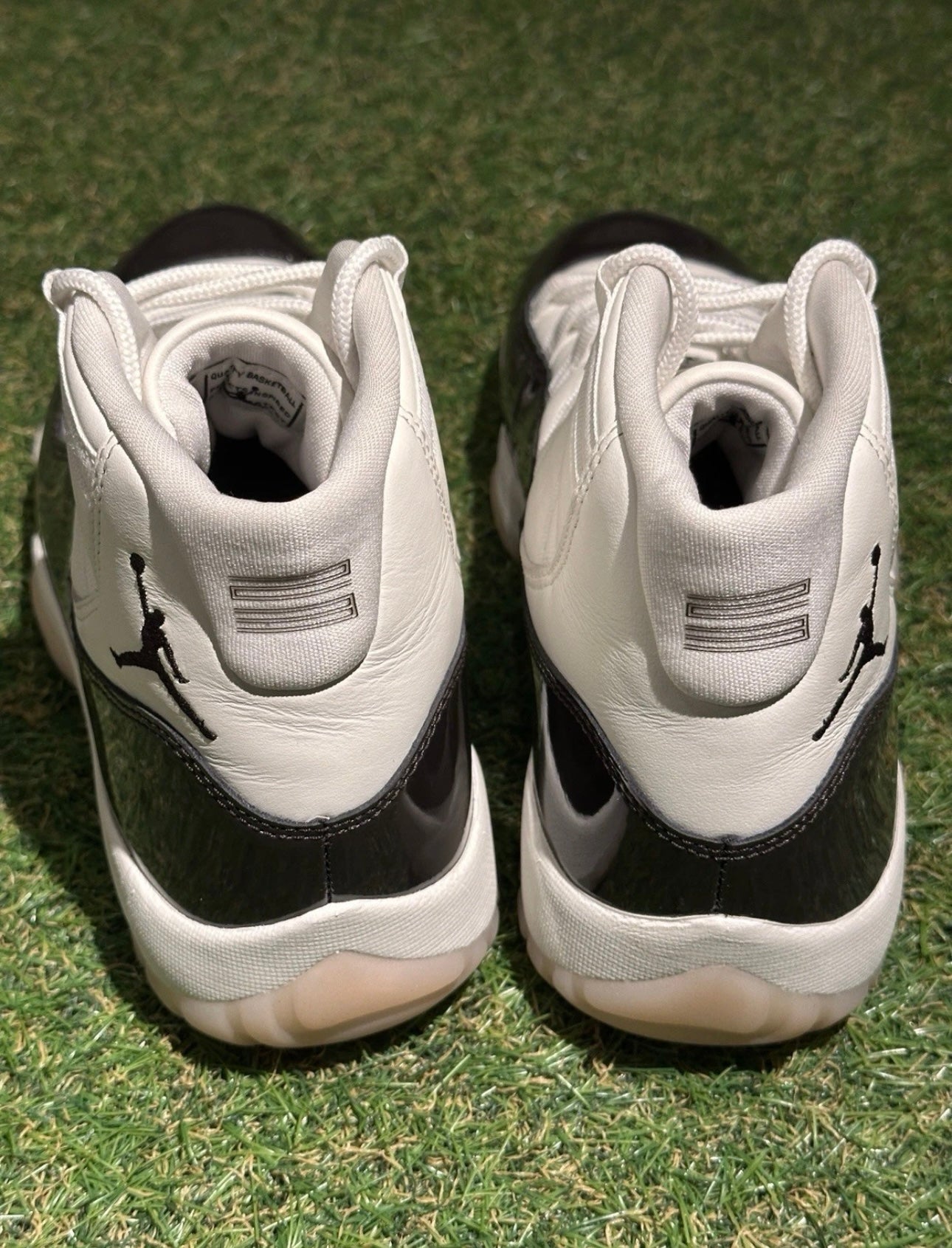 Jordan 11 Retro Neapolitan