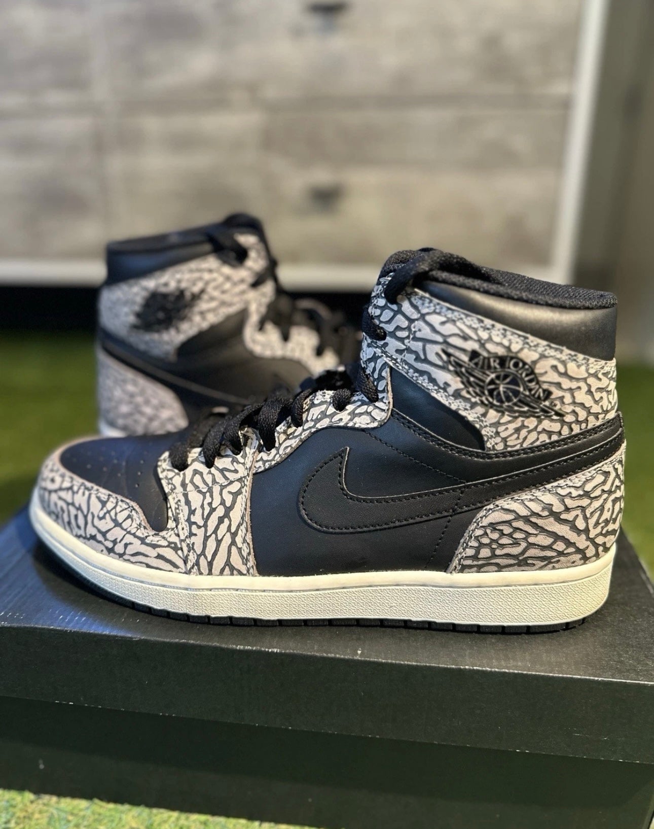 Jordan 1 High Un-Supreme Black Elephant