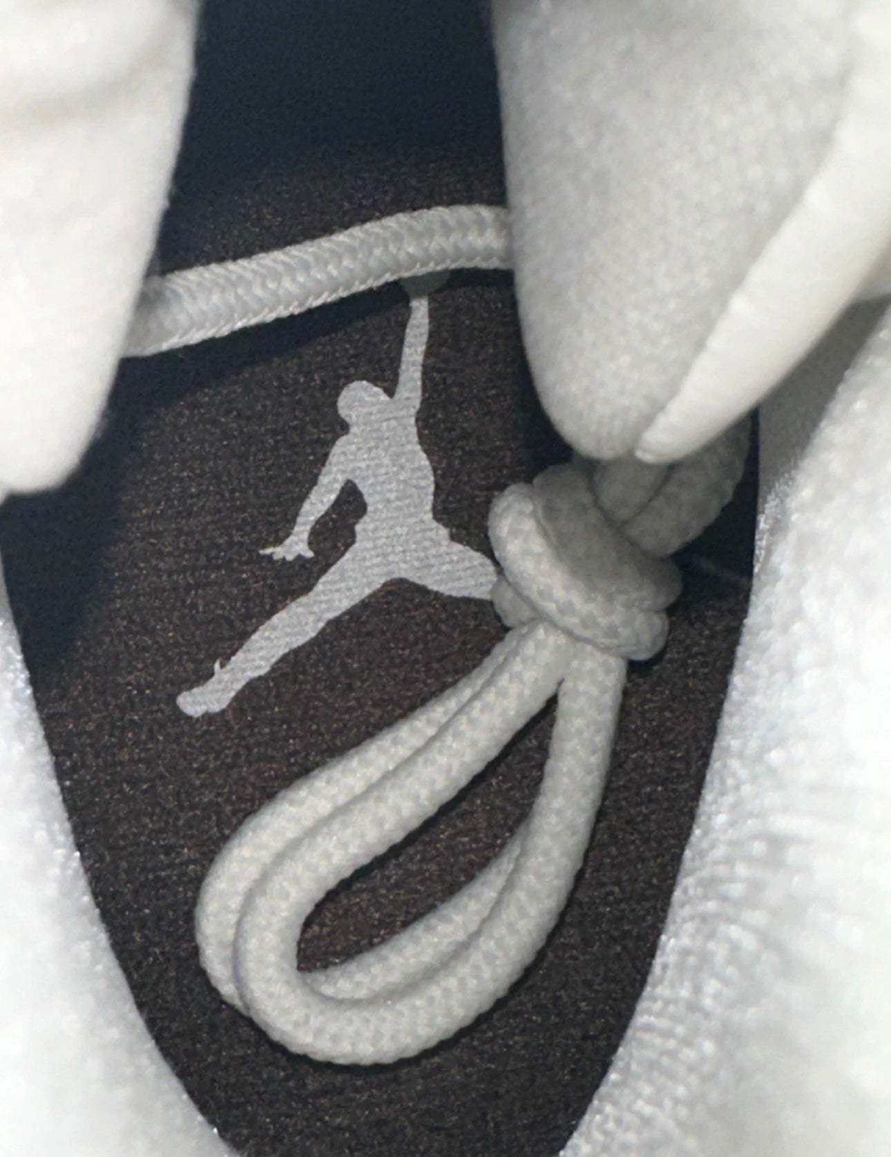 Jordan 11 Retro Neapolitan