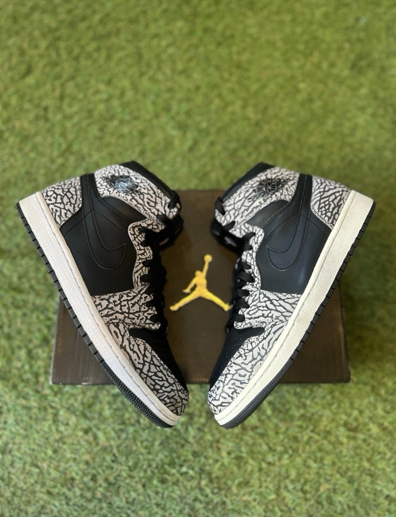 Jordan 1 High Un-Supreme Black Elephant